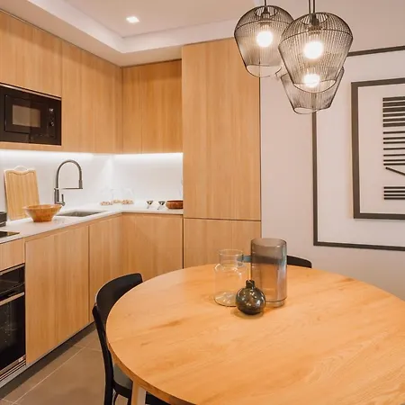 Marinha - 2 Bedrooms And Shared Pool In Arroios Appartement