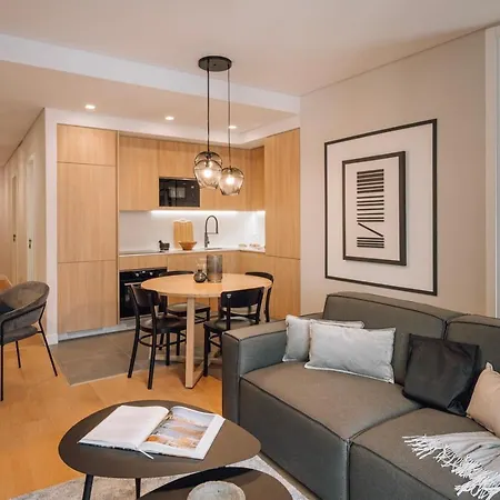 Marinha - 2 Bedrooms And Shared Pool In Arroios Apartamento