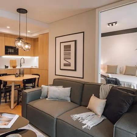 Appartement Marinha - 2 Bedrooms And Shared Pool In Arroios *