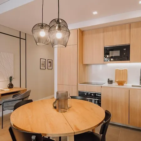 Appartement Marinha - 2 Bedrooms And Shared Pool In Arroios